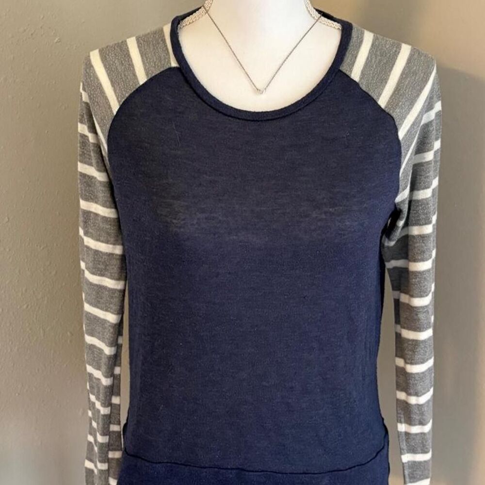 Rue-21 Women's Blue and Navy Shirt